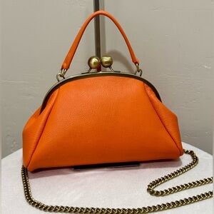 Retro Style Pebble Leather Handmade Kiss Lock Handbag/Multi Use Style